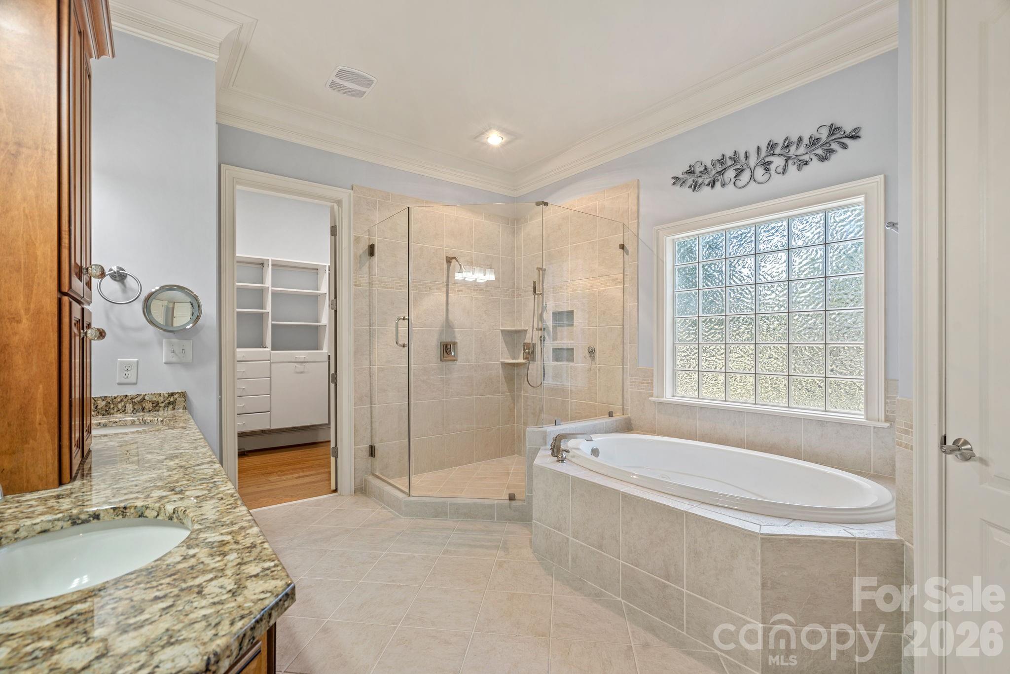 169 Cape Cod Way Property Photo 18