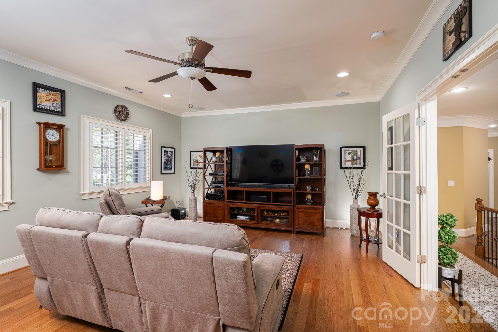 169 Cape Cod Way Property Photo 29