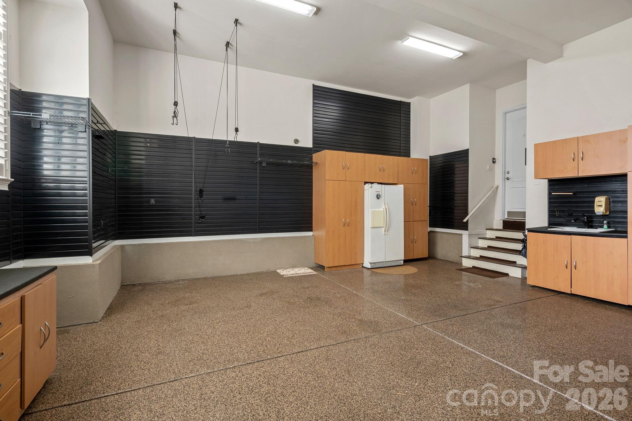 169 Cape Cod Way Property Photo 36