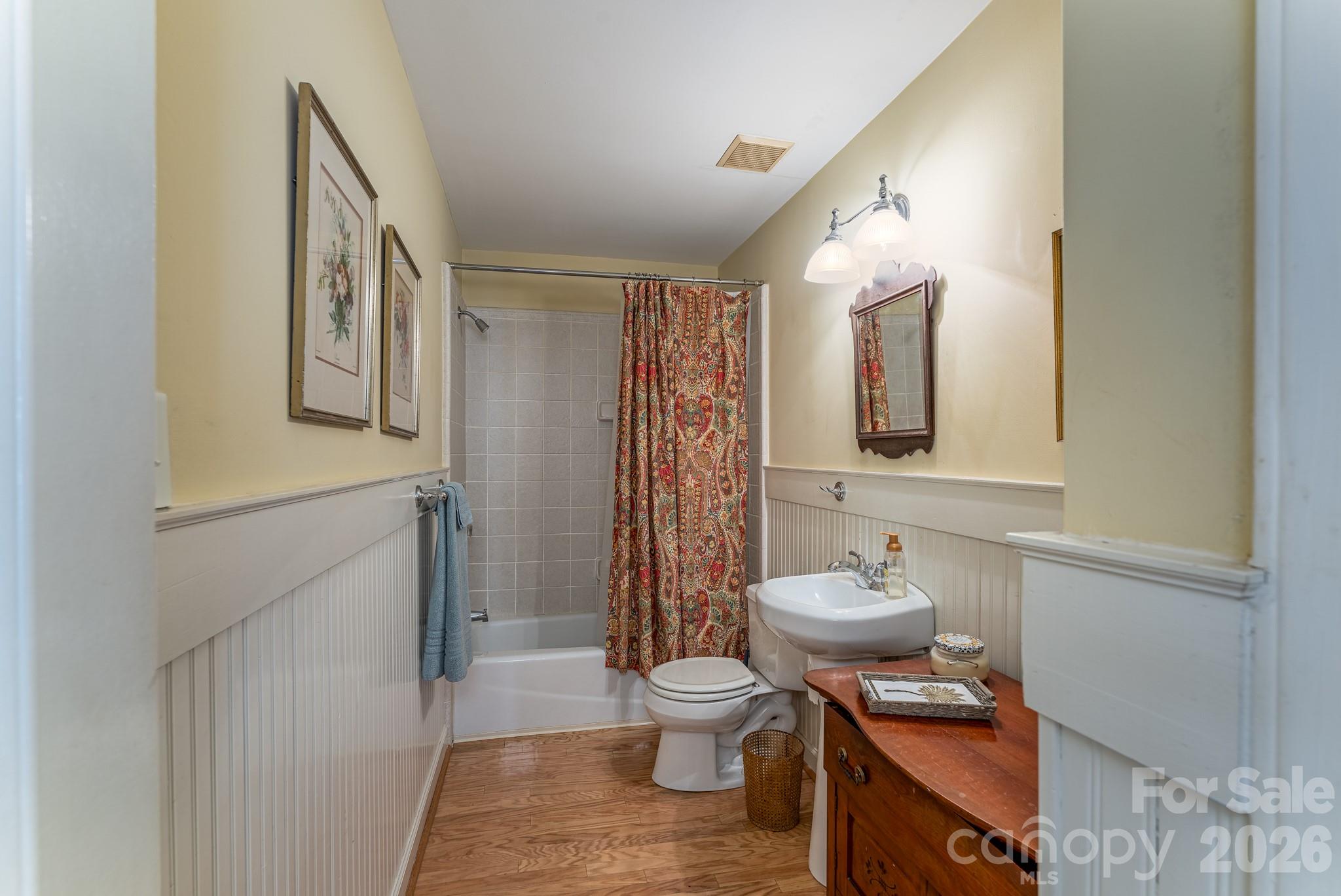 838 Bridgewood Drive Property Photo 21