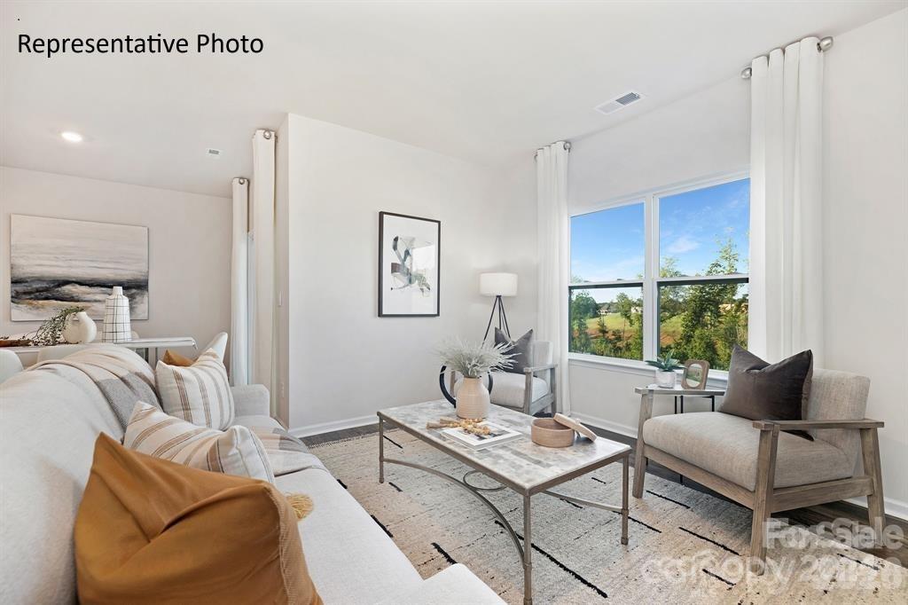 7522 Bainbridge Road Property Photo 10