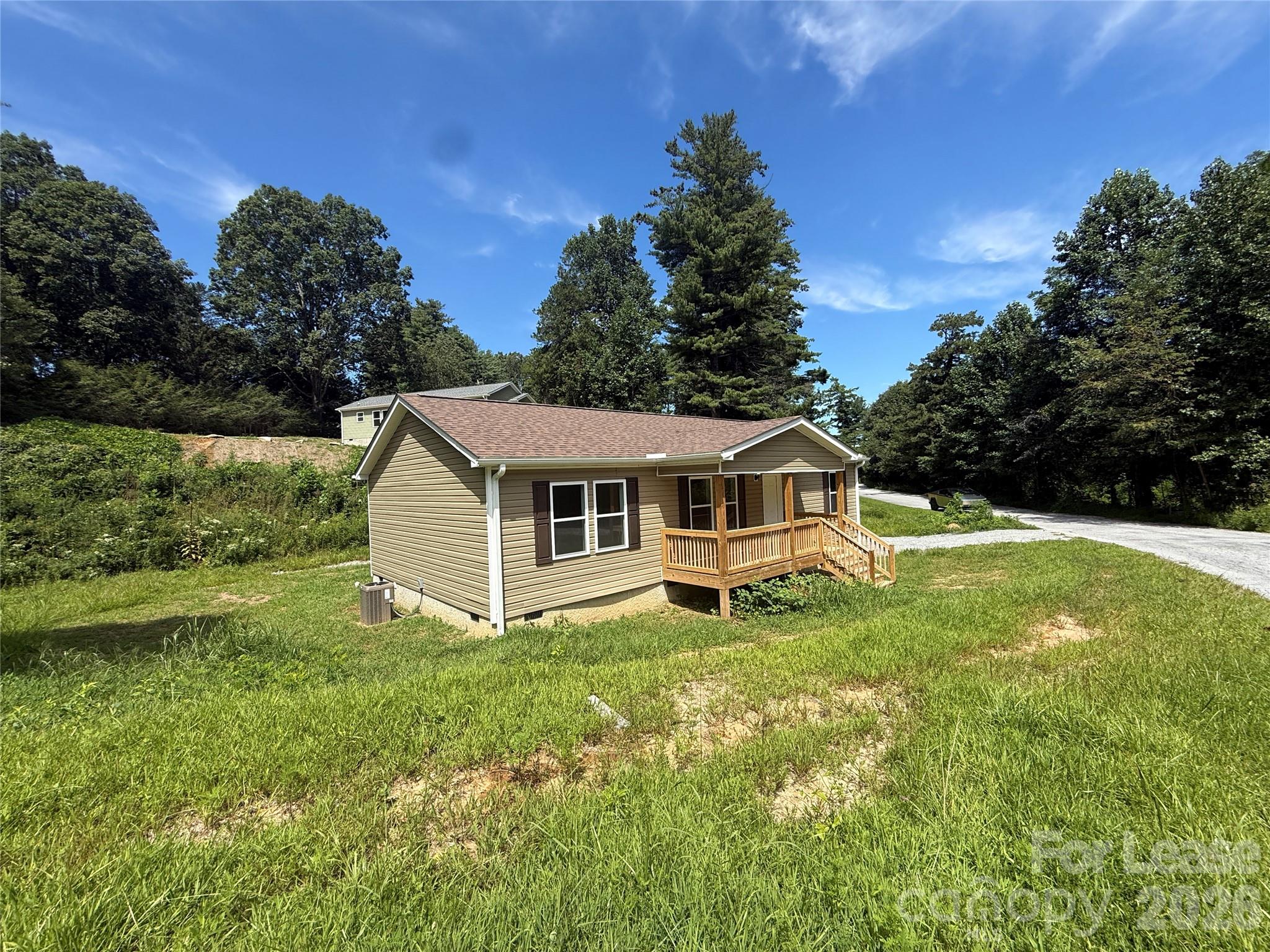 204 Oscelake Way Property Photo 5
