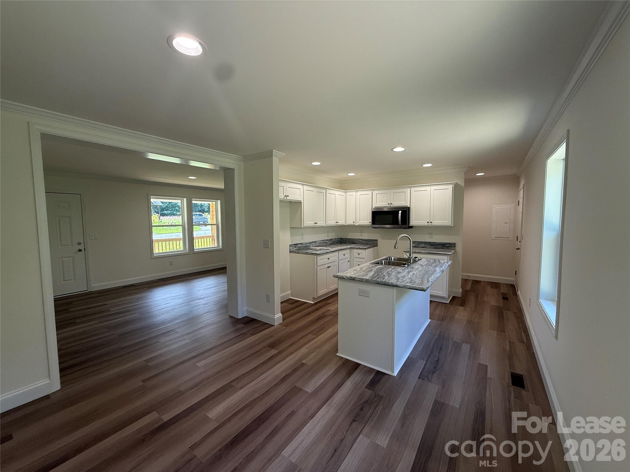 204 Oscelake Way Property Photo 14