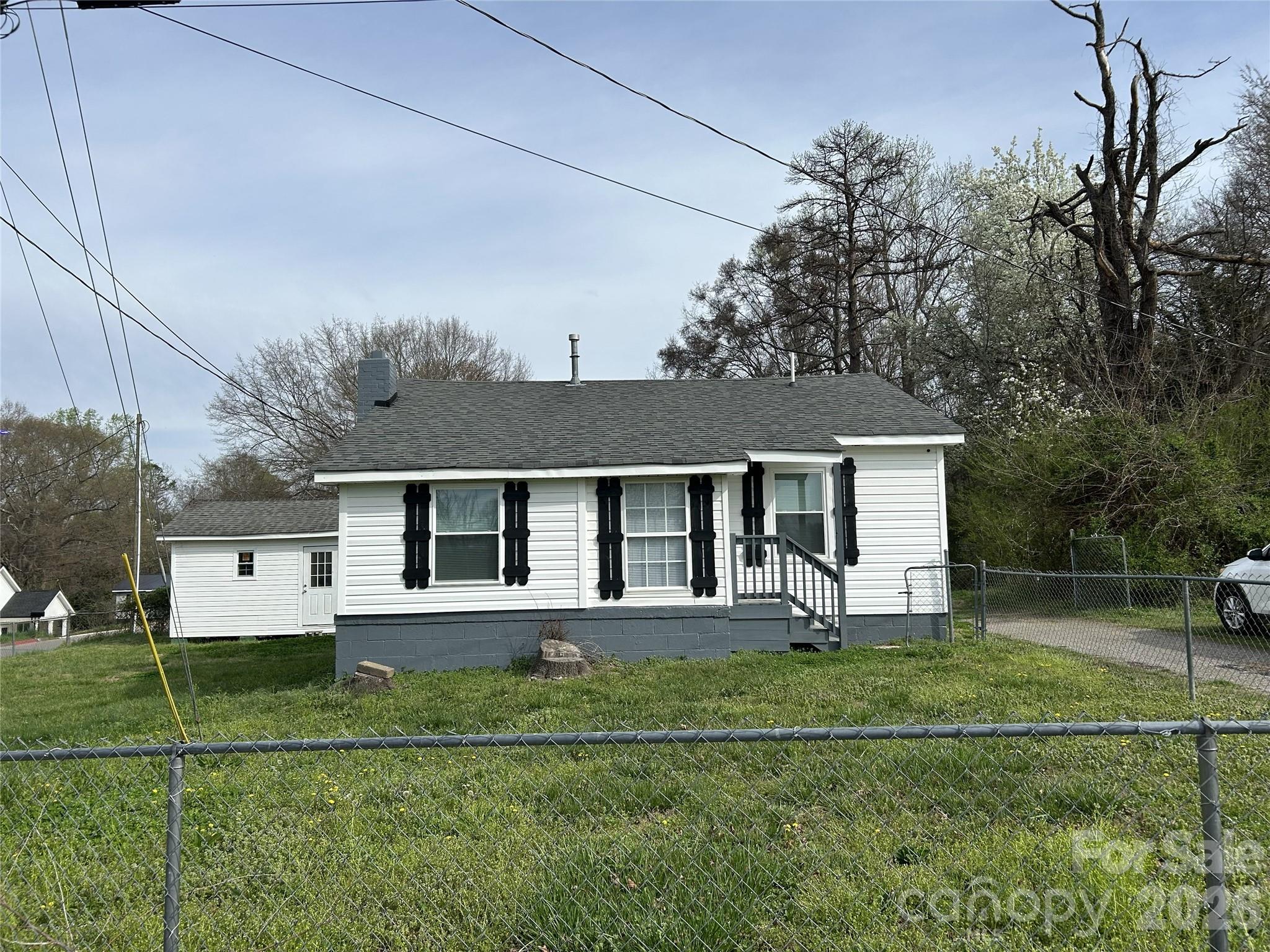 1716 Pope Avenue Property Photo 1