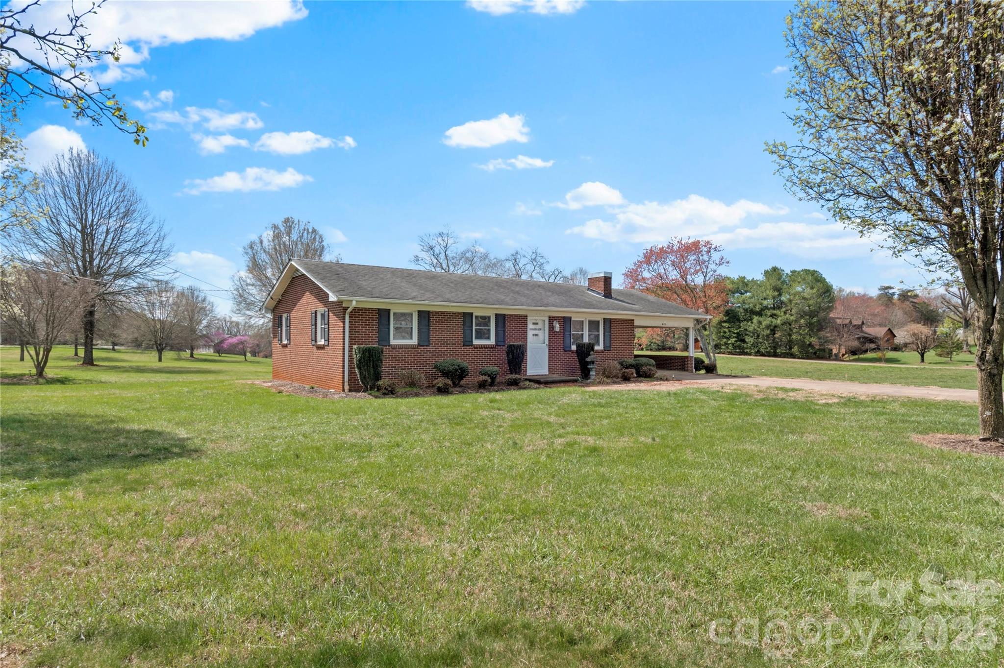 610 Nc 67 Highway Property Photo 3