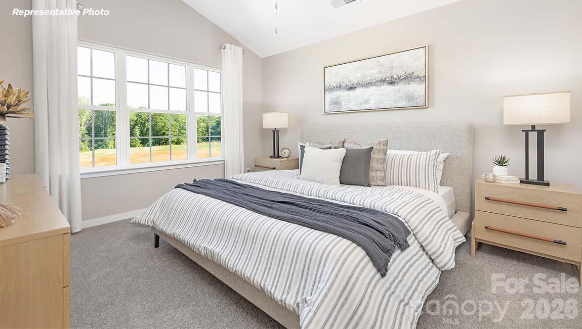 108 Parmiter Way E Property Photo 11