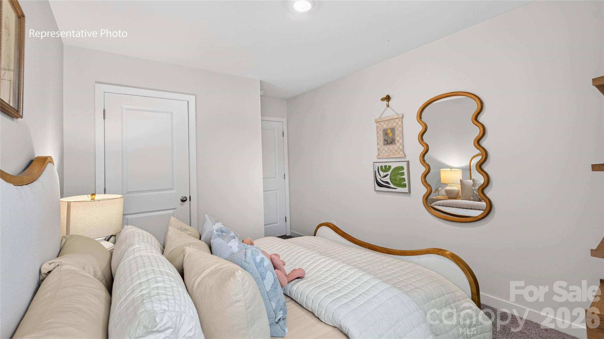 108 Parmiter Way E Property Photo 19