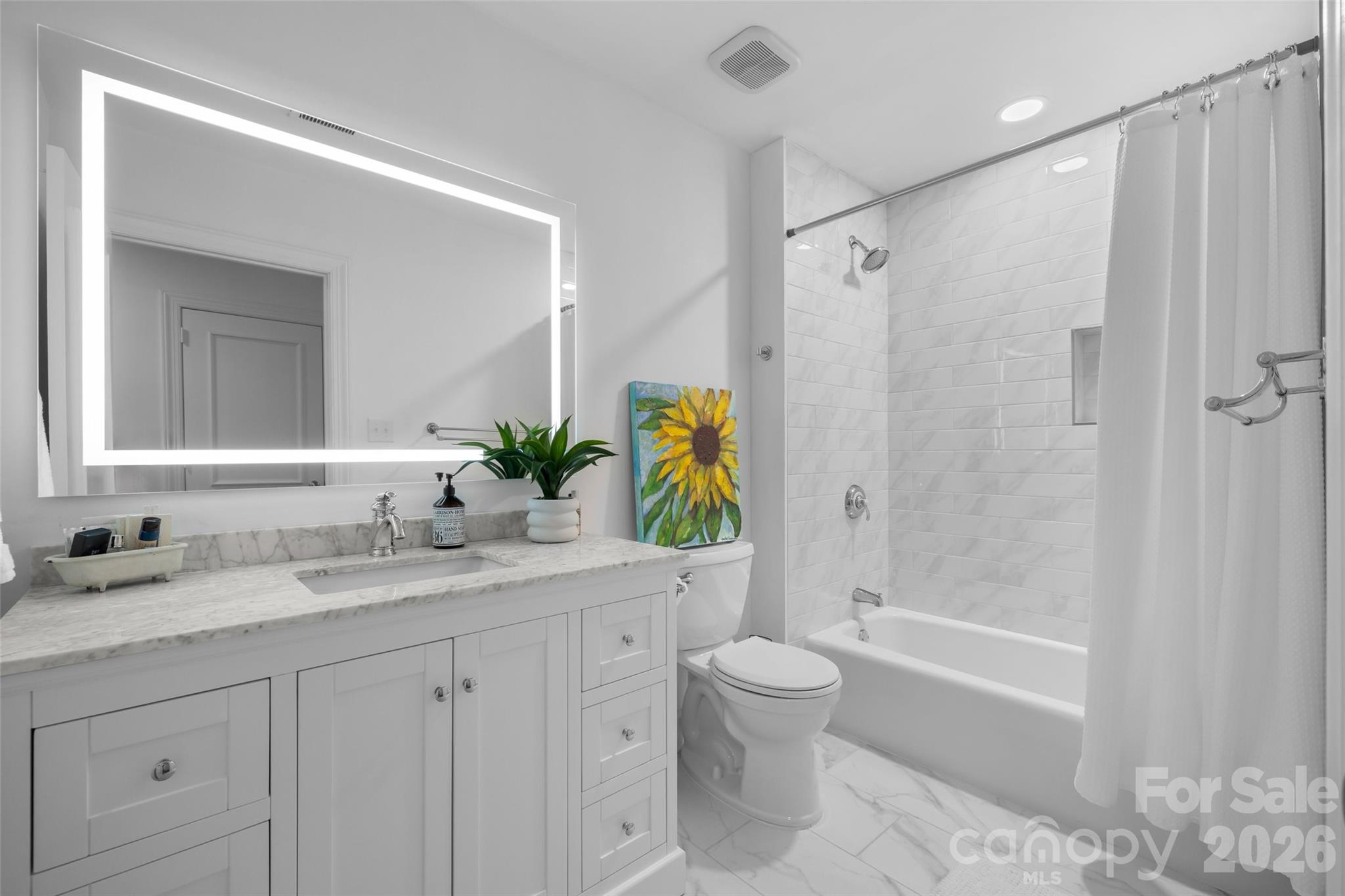300 N Fulton Street 24 Property Photo 10