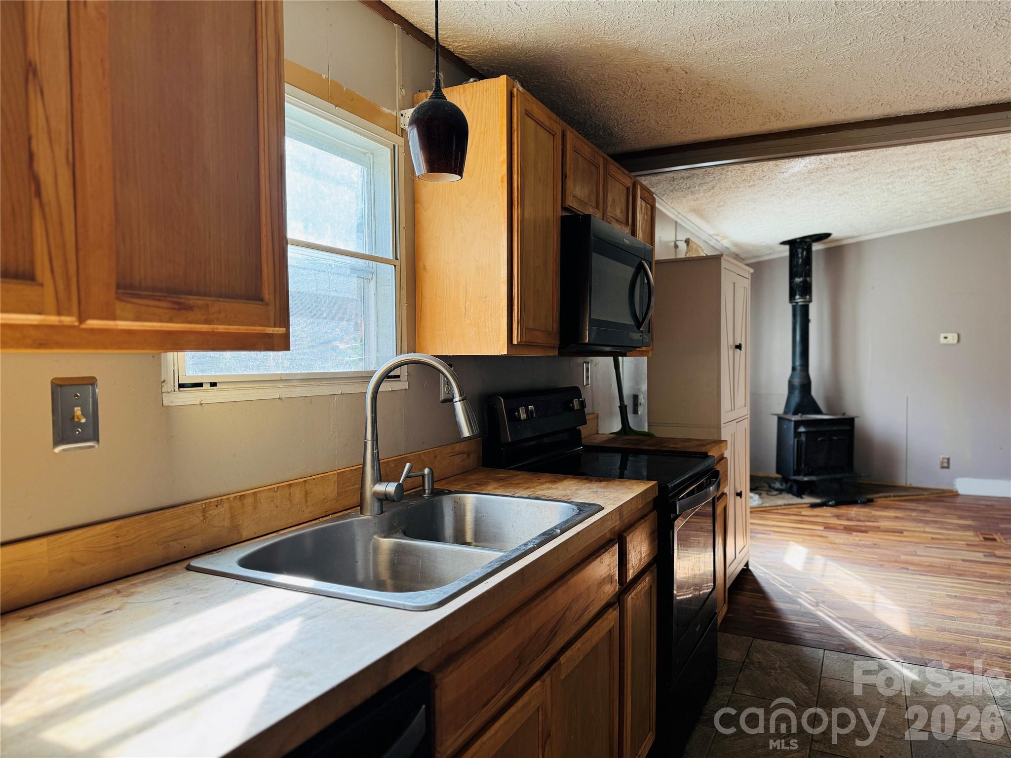 518 Nors Way Property Photo 11