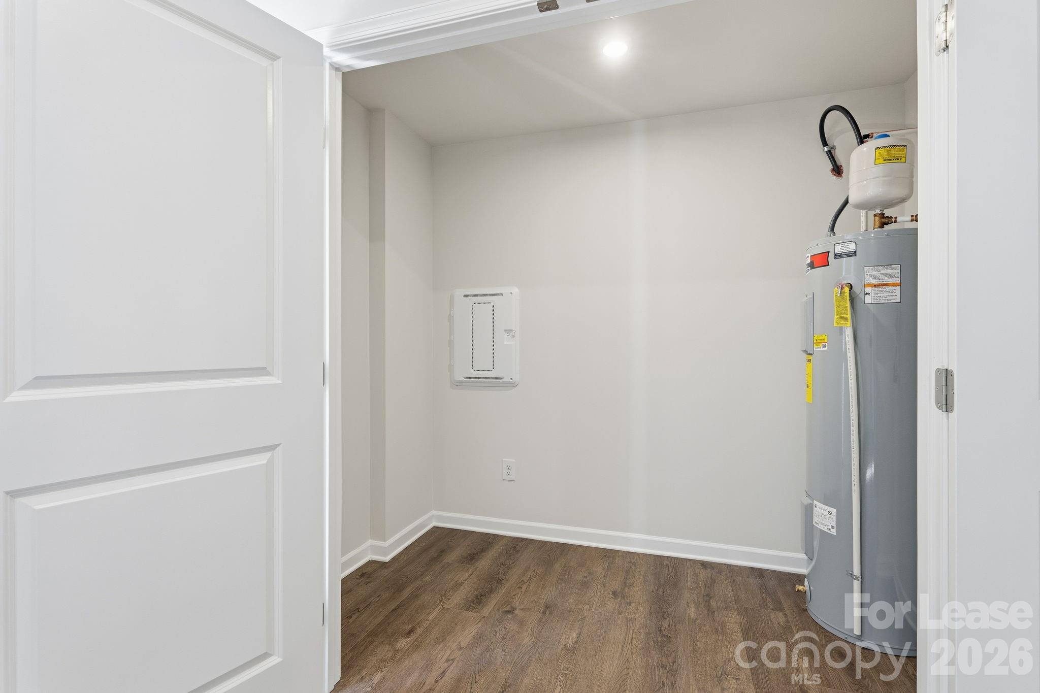 7024 Capstan Terrace Property Photo 9