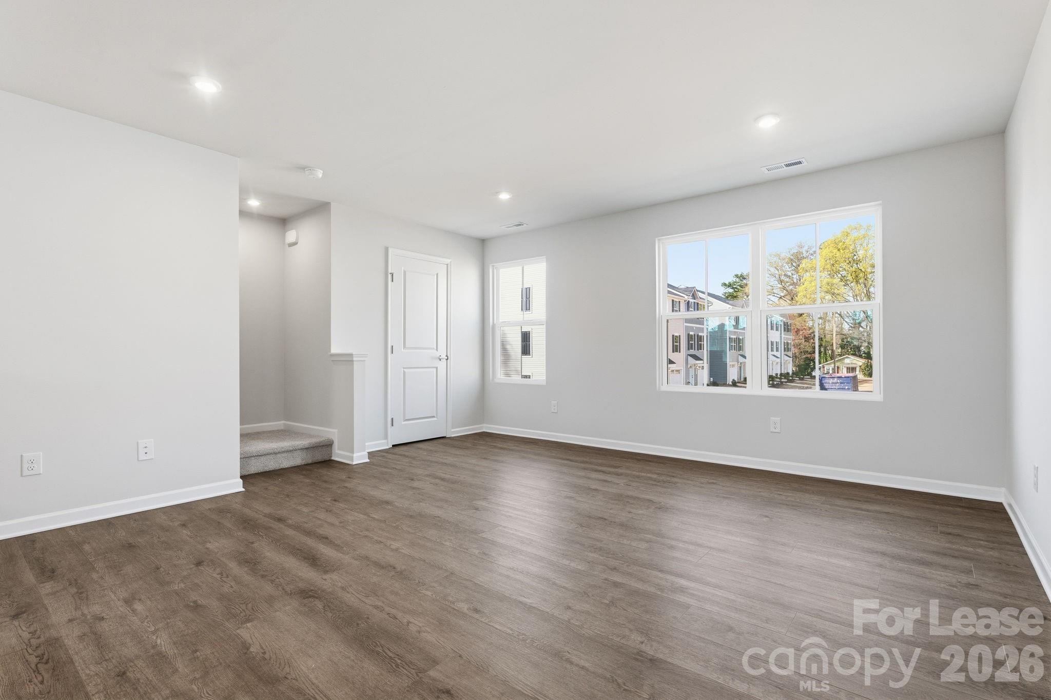 7024 Capstan Terrace Property Photo 14