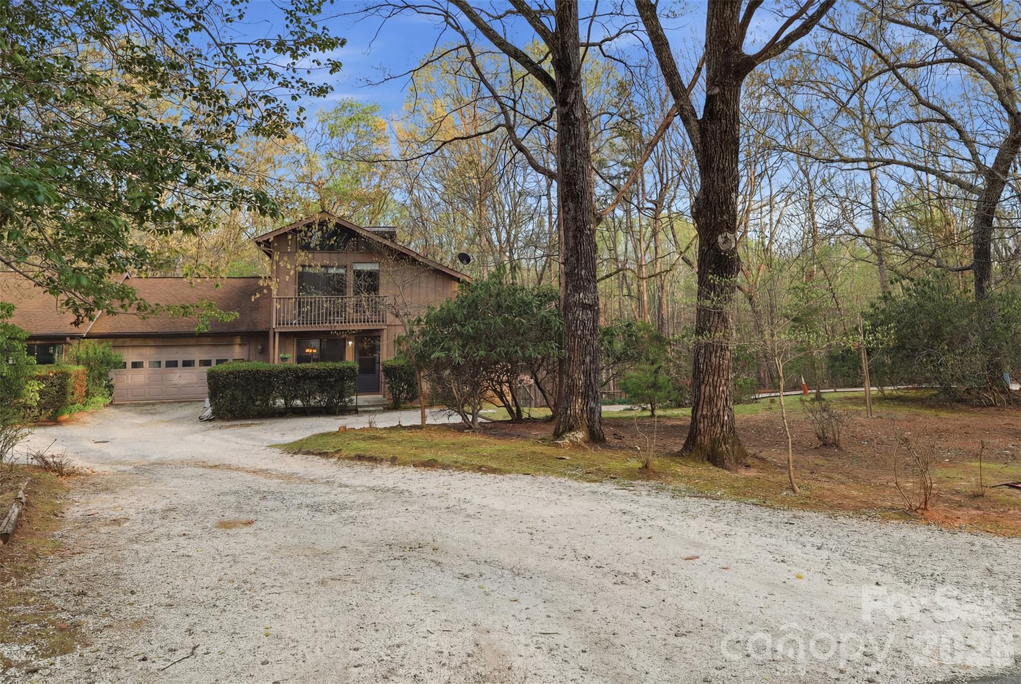 17 Knoll Drive Property Photo 2