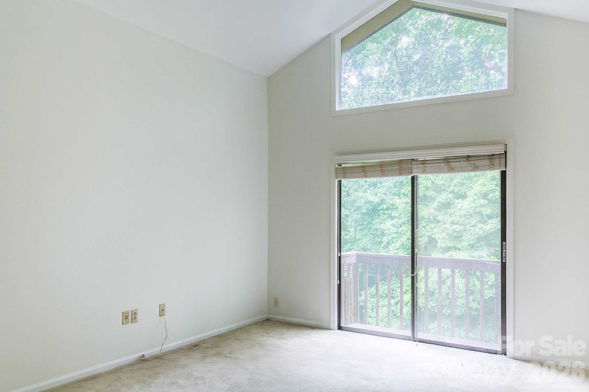 17 Knoll Drive Property Photo 6