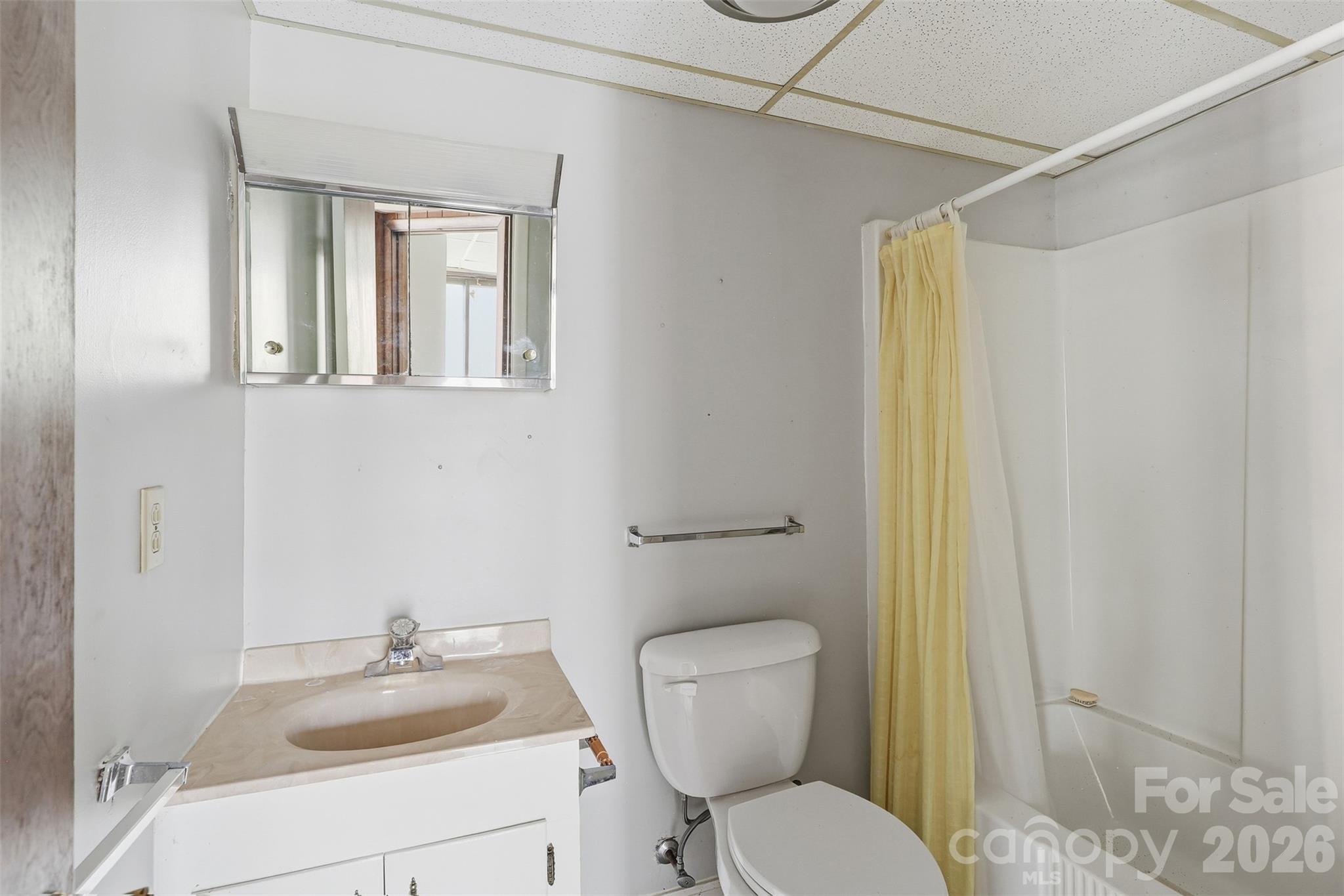 17 Knoll Drive Property Photo 15