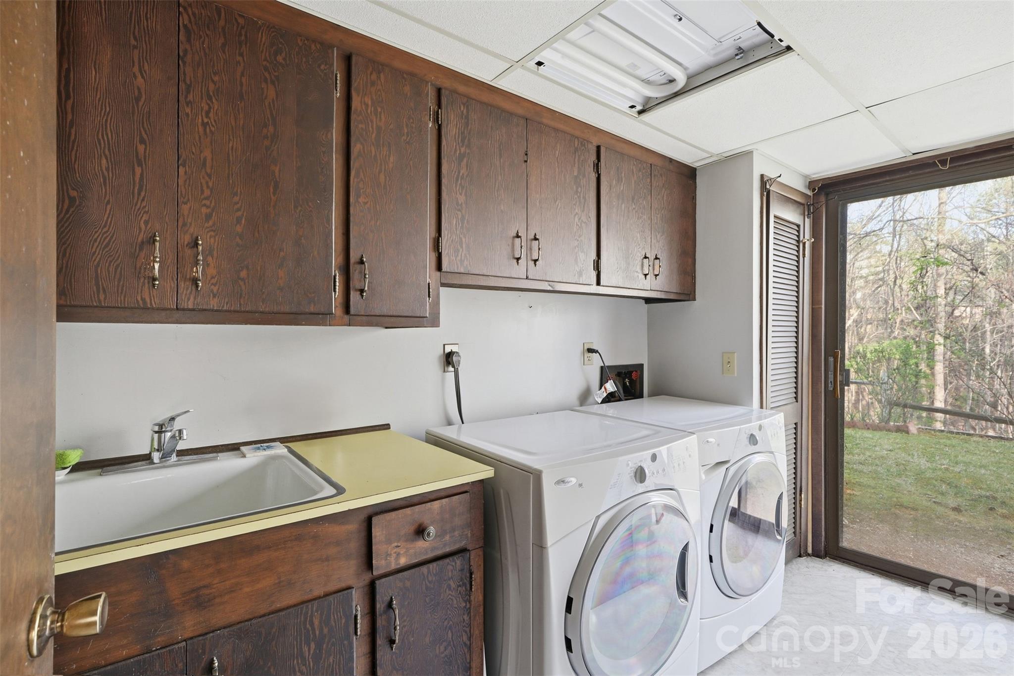 17 Knoll Drive Property Photo 27