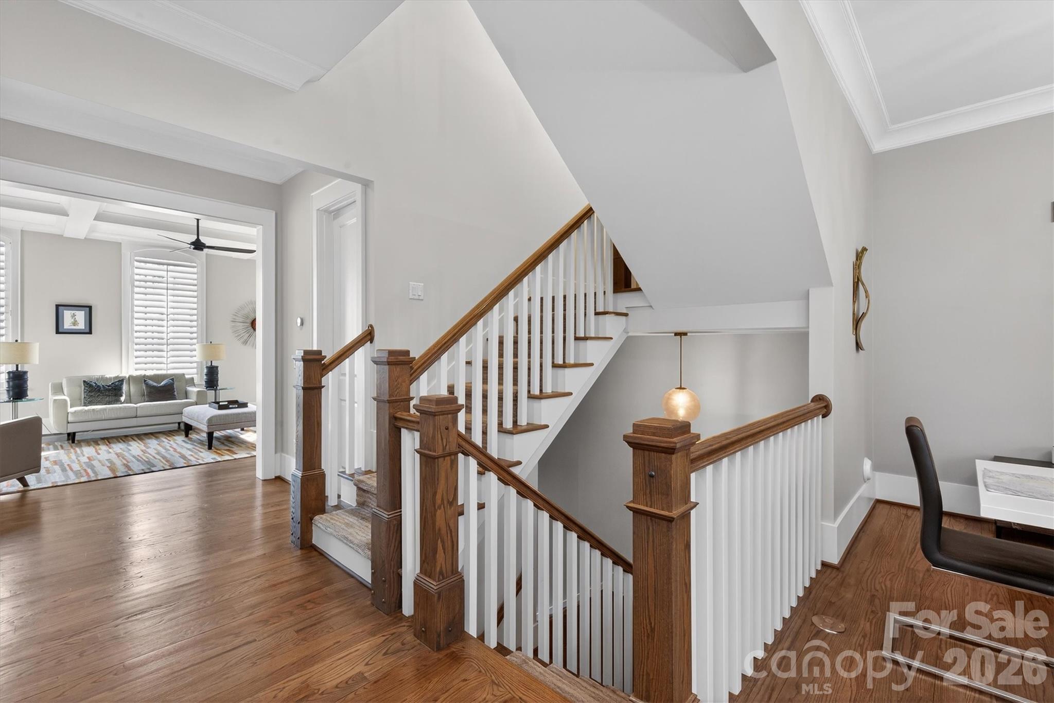 2815 Hillside Springs Drive Property Photo 14