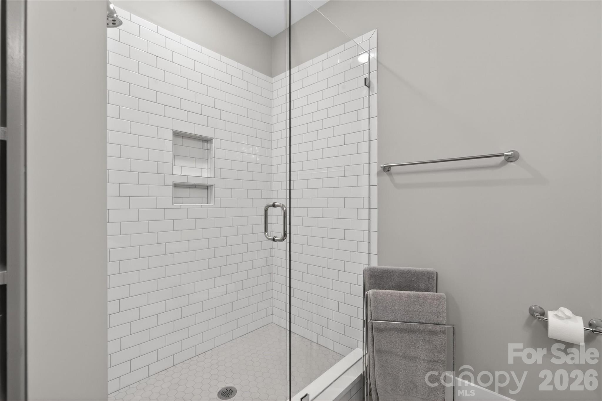 2815 Hillside Springs Drive Property Photo 36