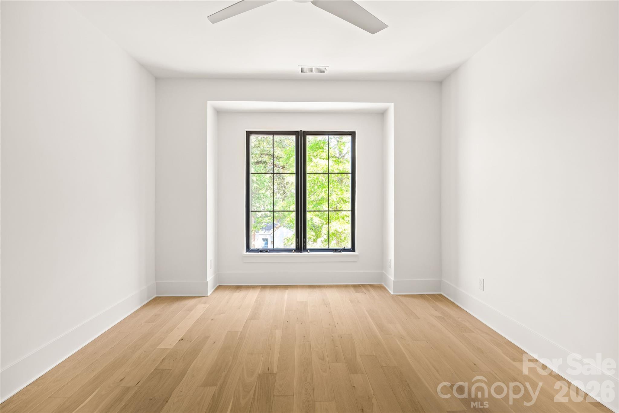 2005 Chatham Avenue Property Photo 32