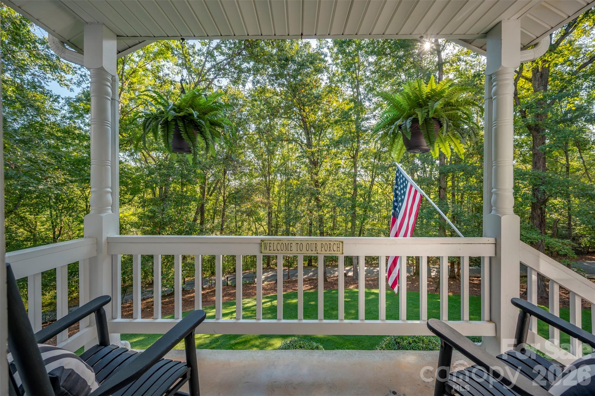 379 Moss Drive Property Photo 6