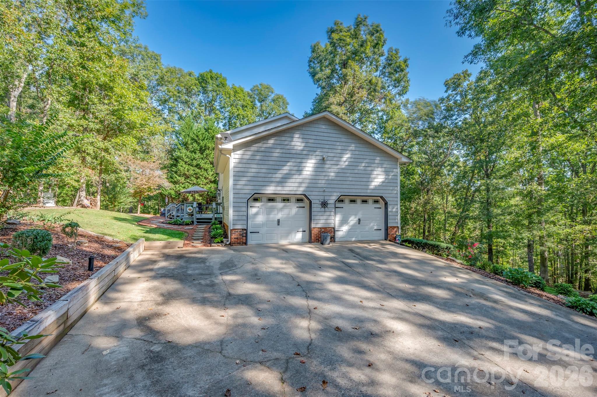 379 Moss Drive Property Photo 38