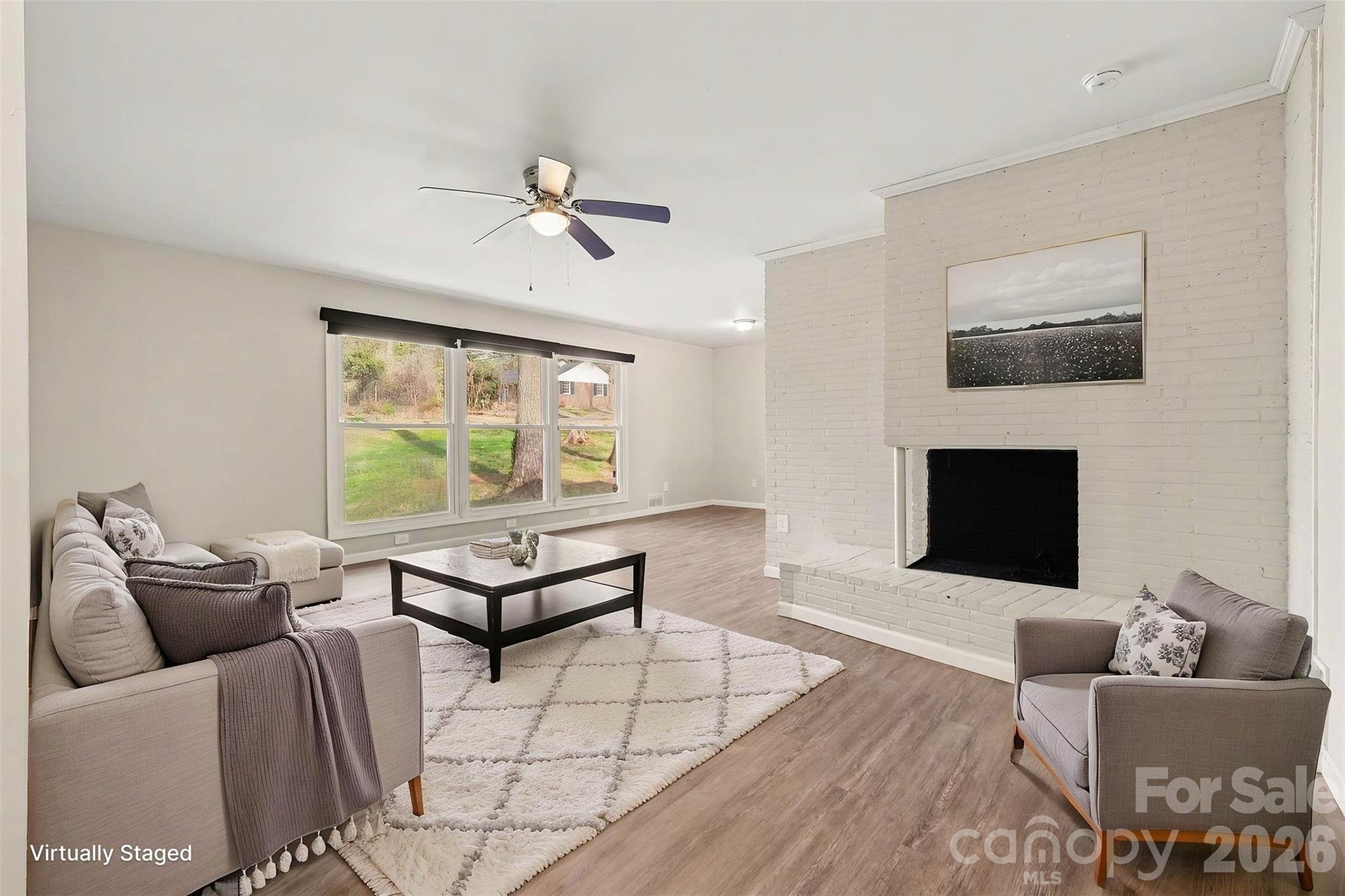 1548 Westbrook Circle Property Photo 3