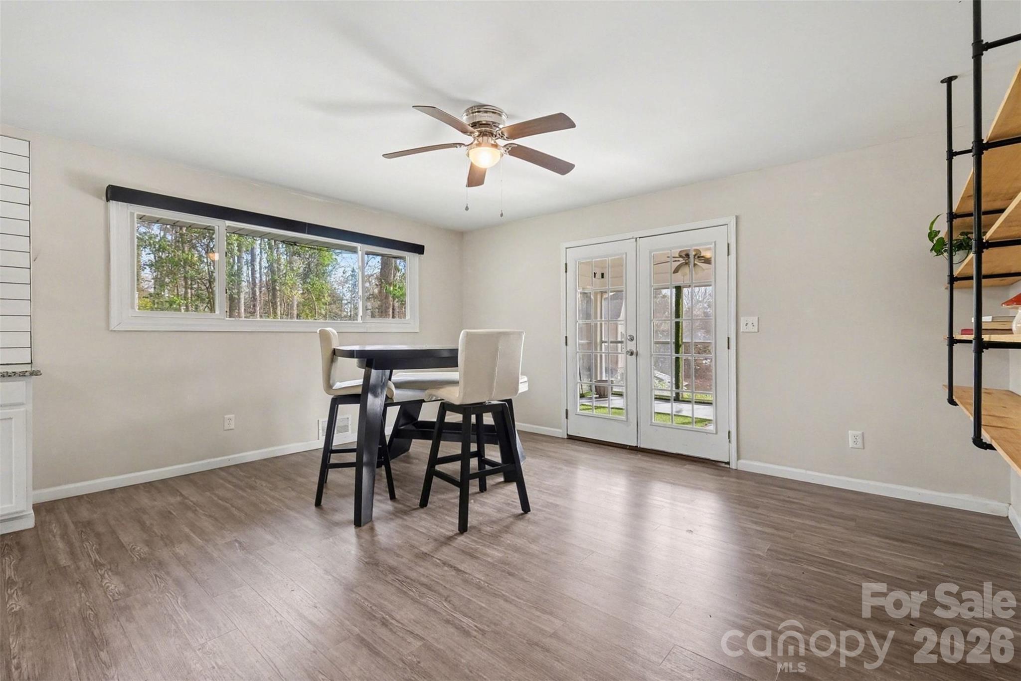 1548 Westbrook Circle Property Photo 7