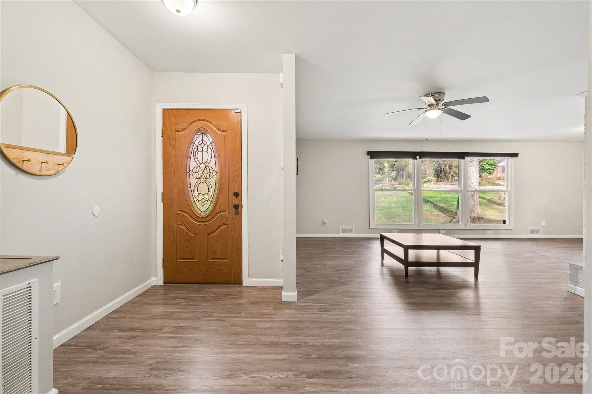 1548 Westbrook Circle Property Photo 11