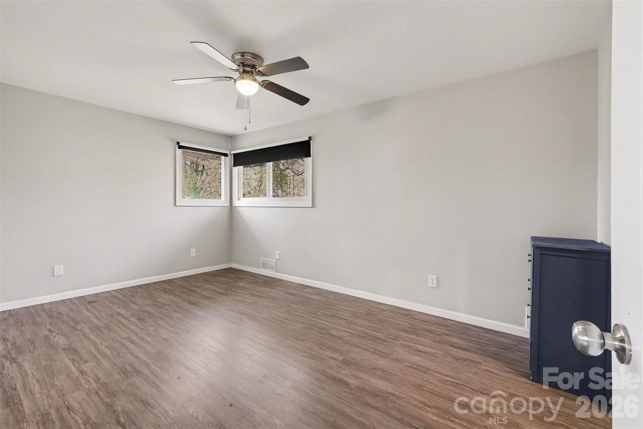 1548 Westbrook Circle Property Photo 15