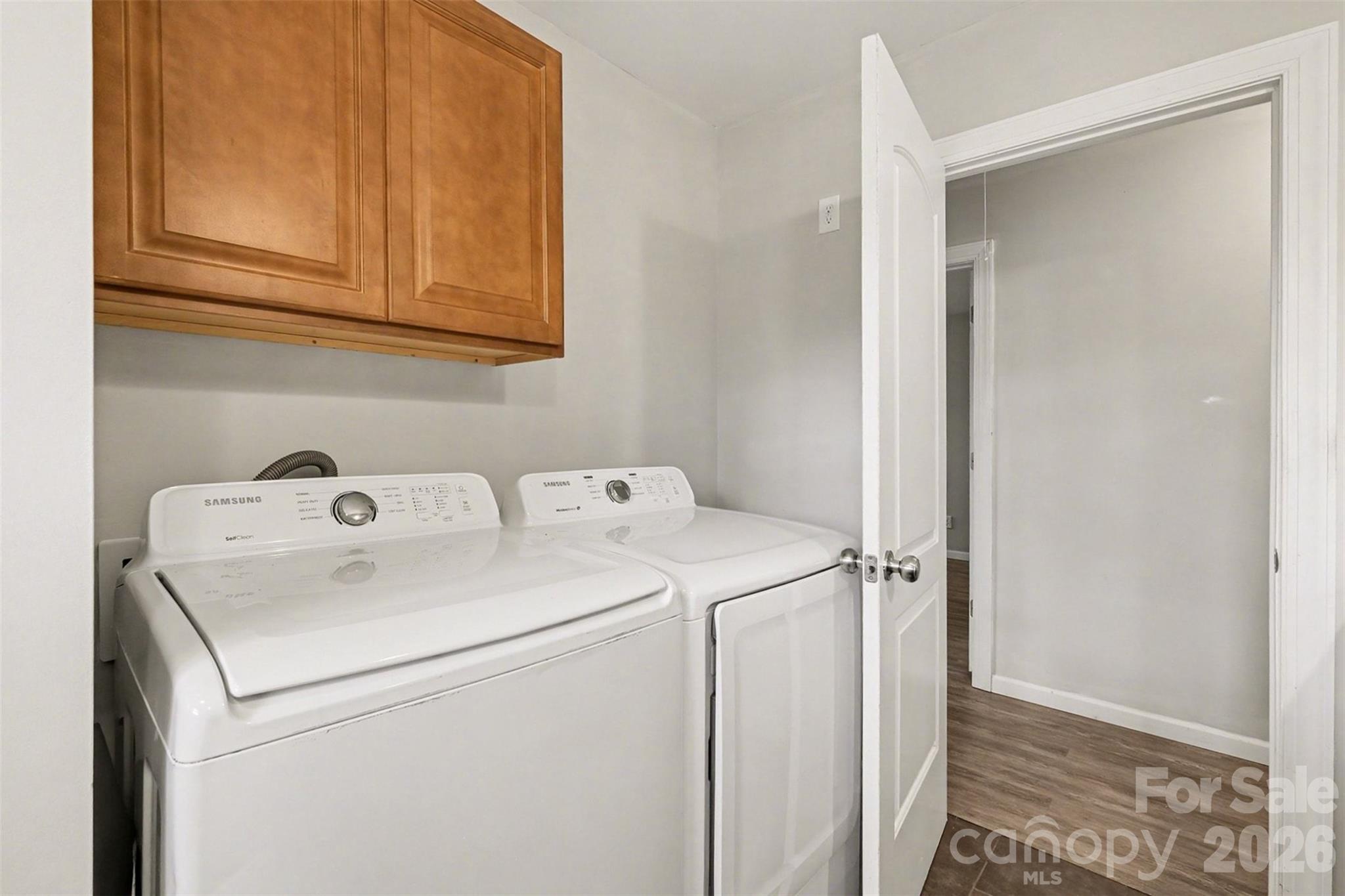 1548 Westbrook Circle Property Photo 21