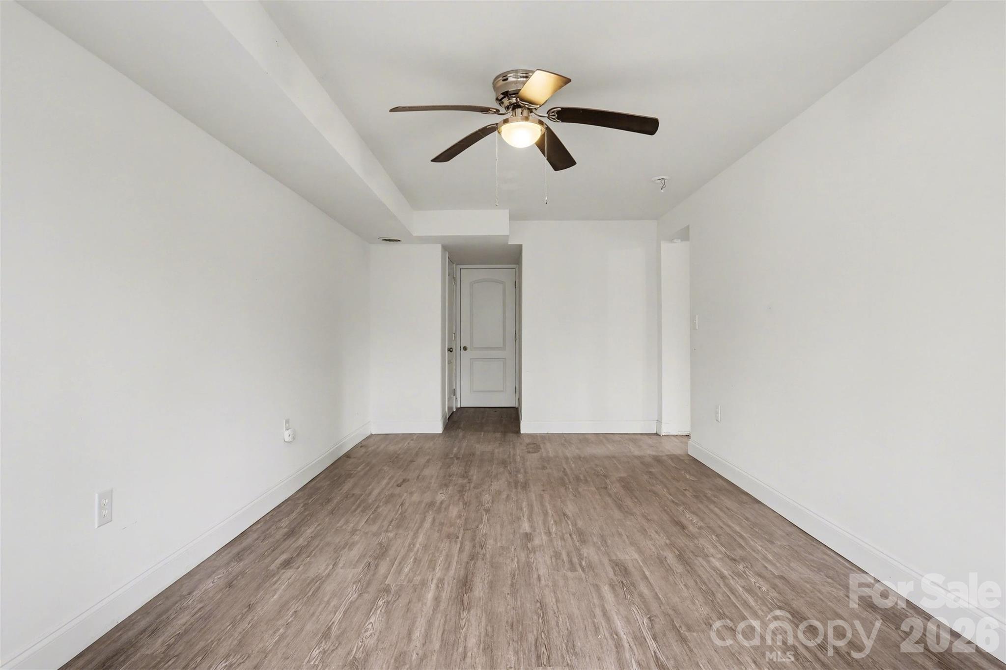1548 Westbrook Circle Property Photo 25