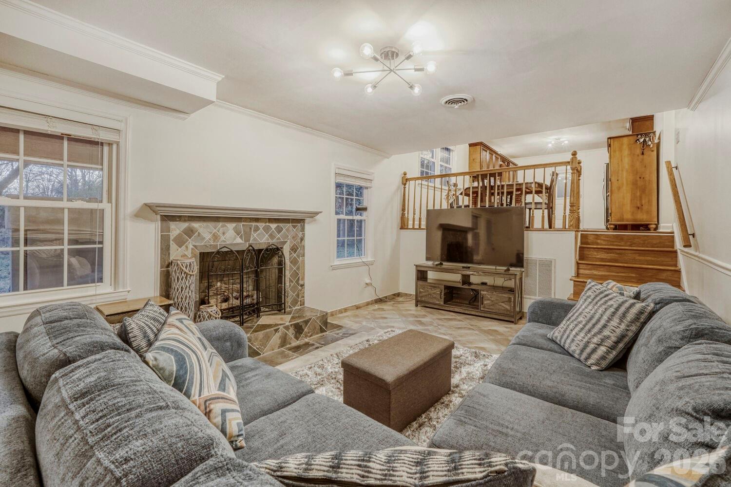 1315 Shady Bluff Drive Property Photo 7