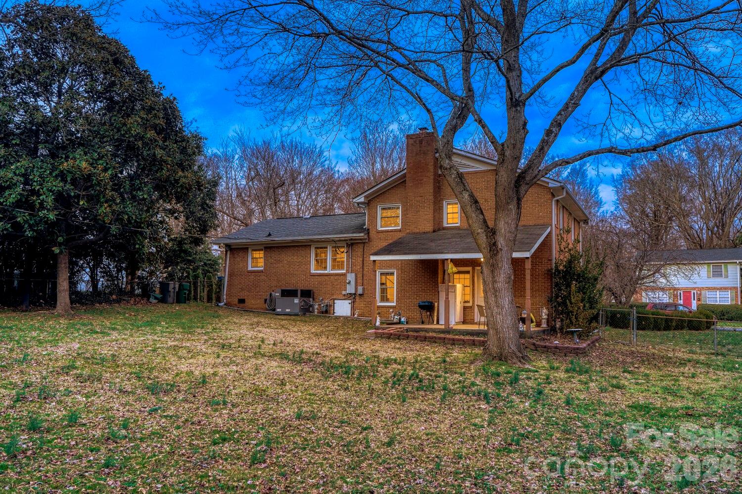 1315 Shady Bluff Drive Property Photo 31