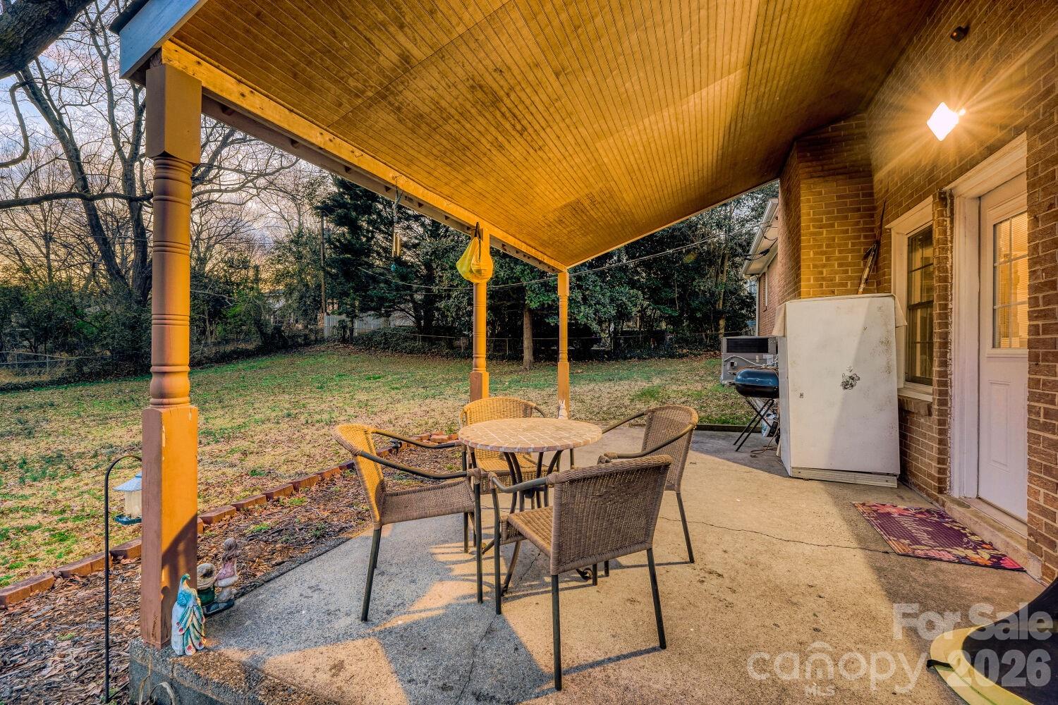 1315 Shady Bluff Drive Property Photo 33
