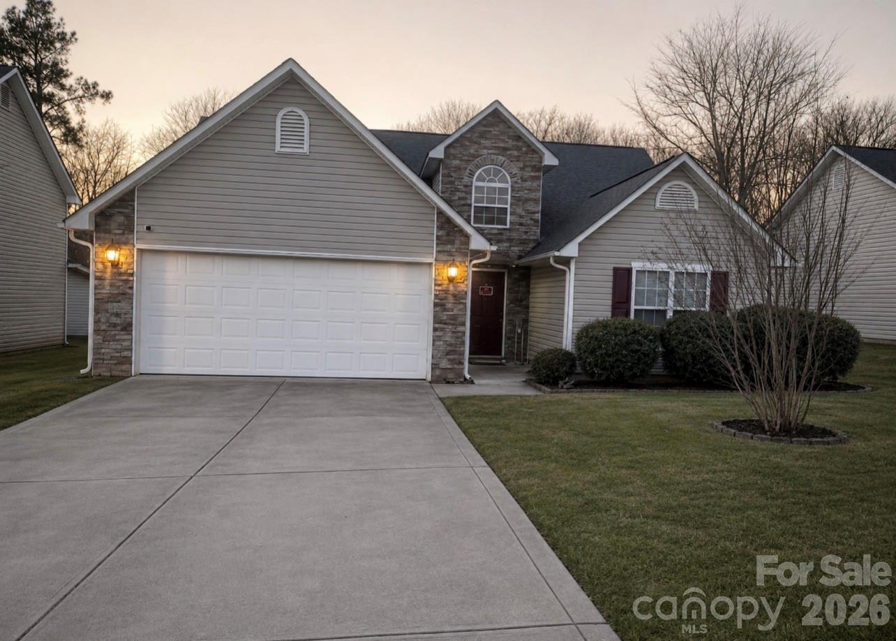 2636 Thistle Brook Drive Property Photo 1