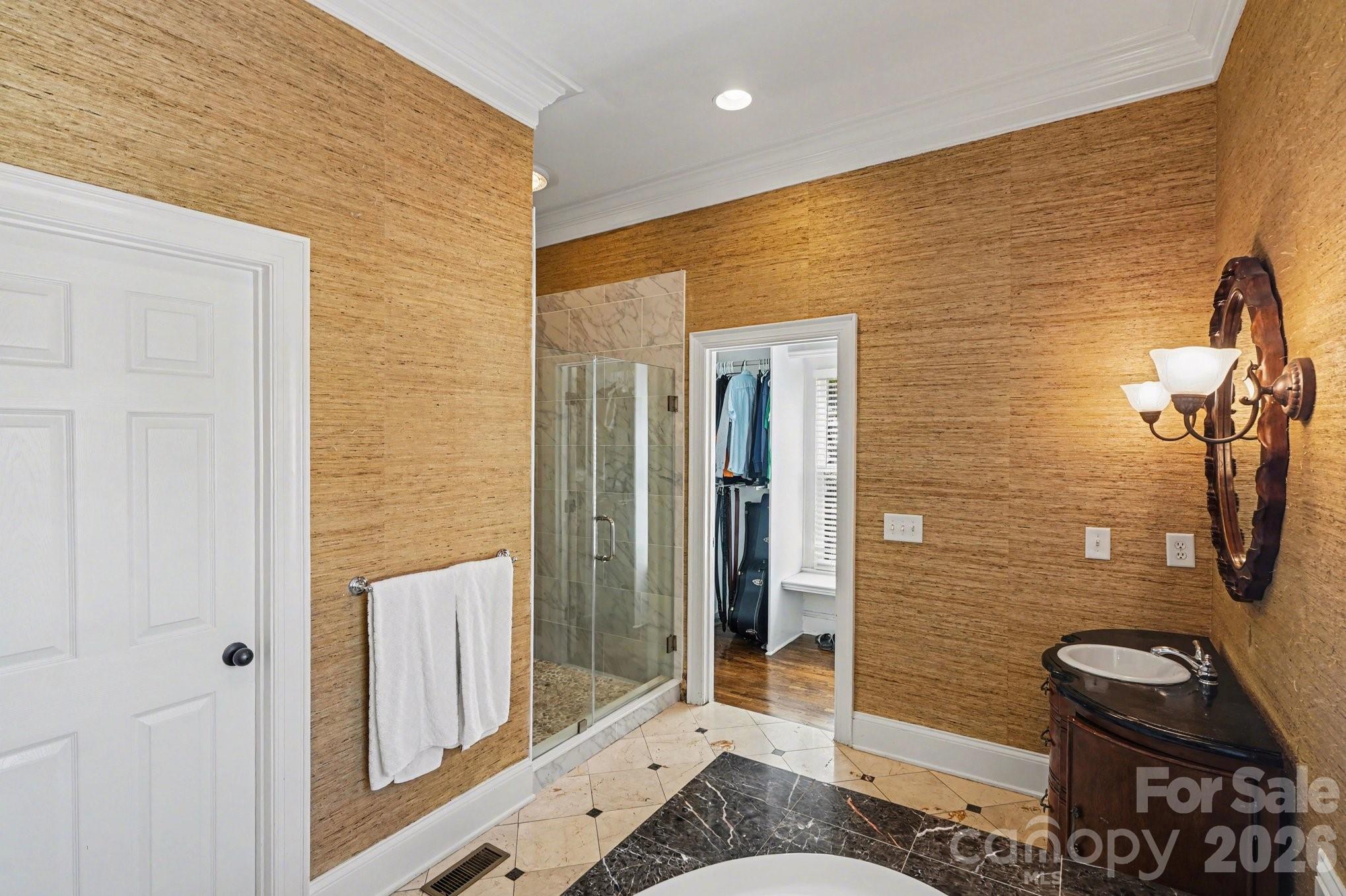 7609 Windaliere Drive Property Photo 16