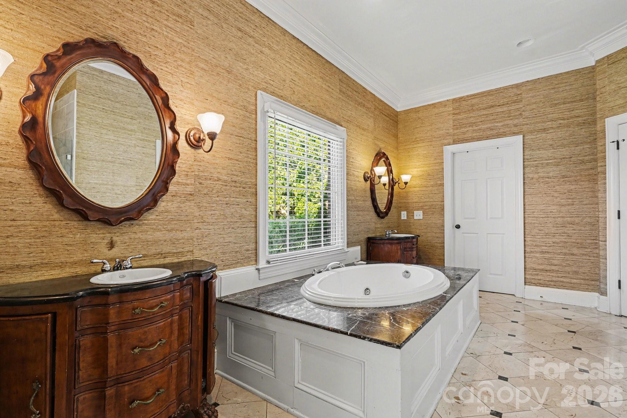 7609 Windaliere Drive Property Photo 17