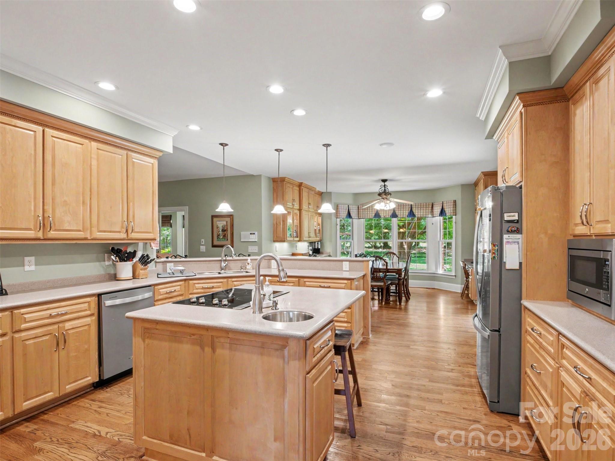 1422 Stone Gate Drive Property Photo 11