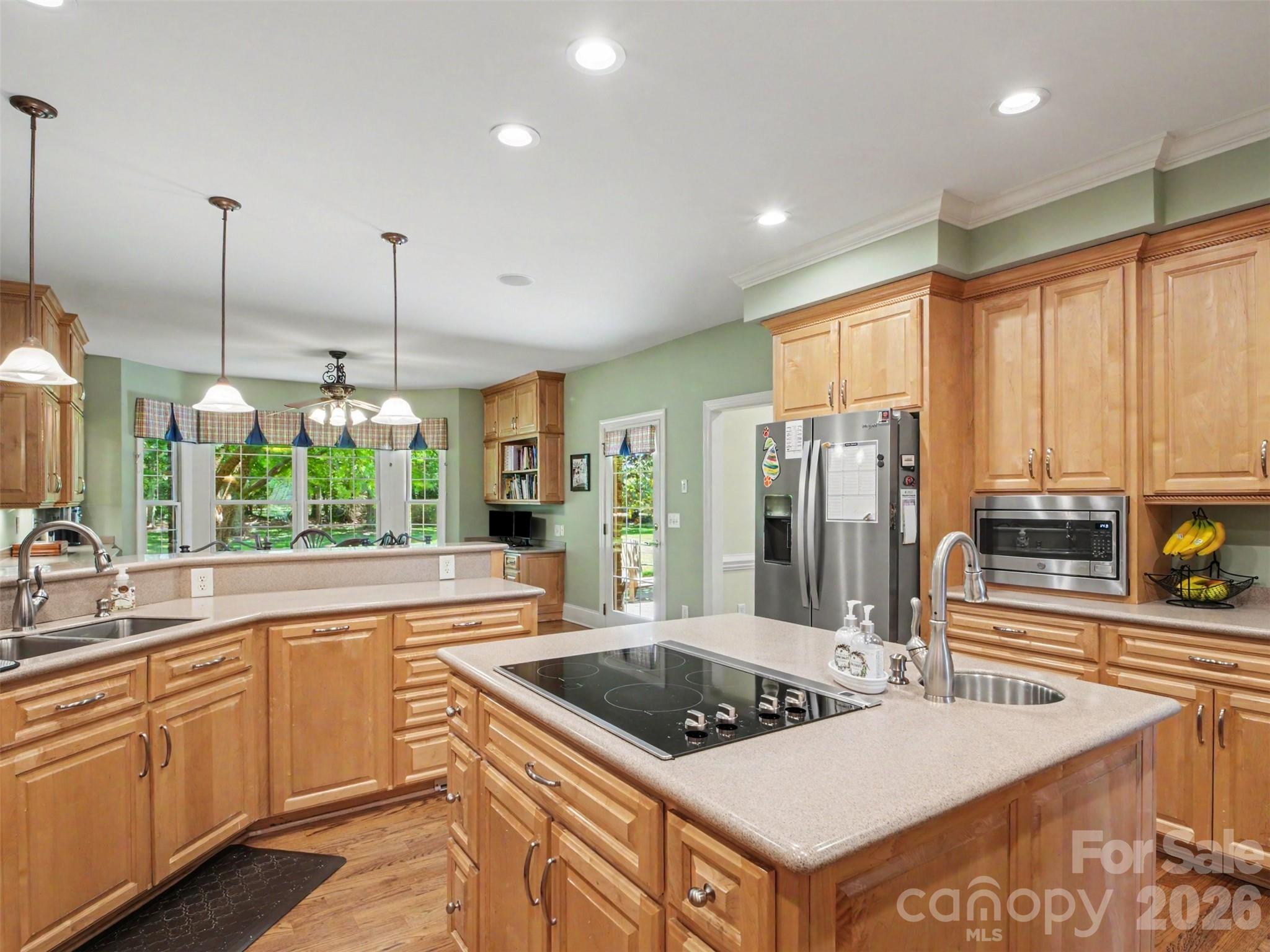 1422 Stone Gate Drive Property Photo 13