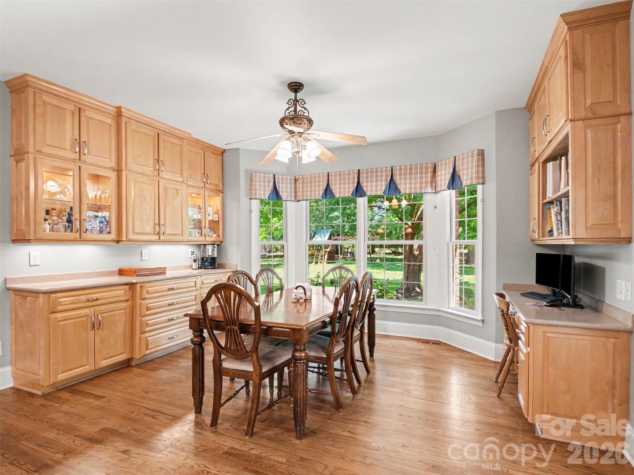 1422 Stone Gate Drive Property Photo 14