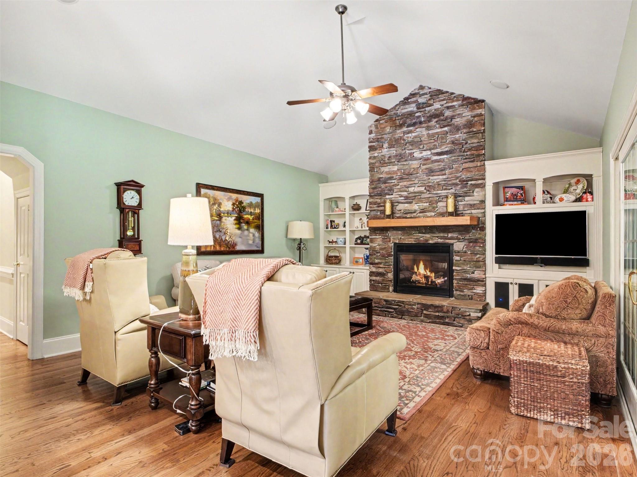 1422 Stone Gate Drive Property Photo 15