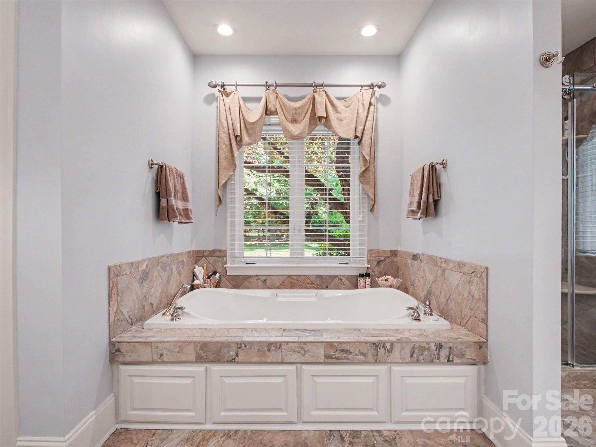 1422 Stone Gate Drive Property Photo 24