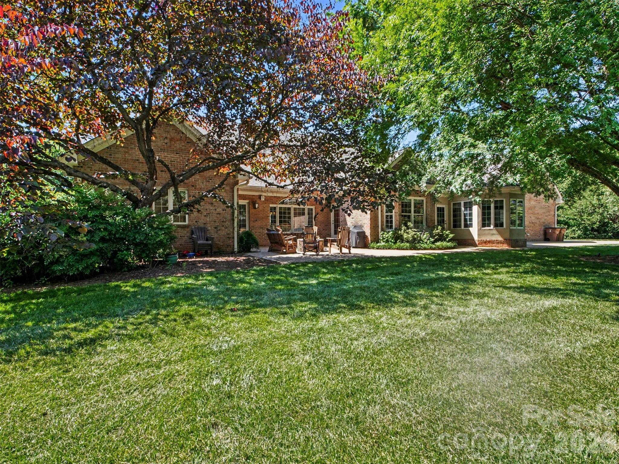 1422 Stone Gate Drive Property Photo 44