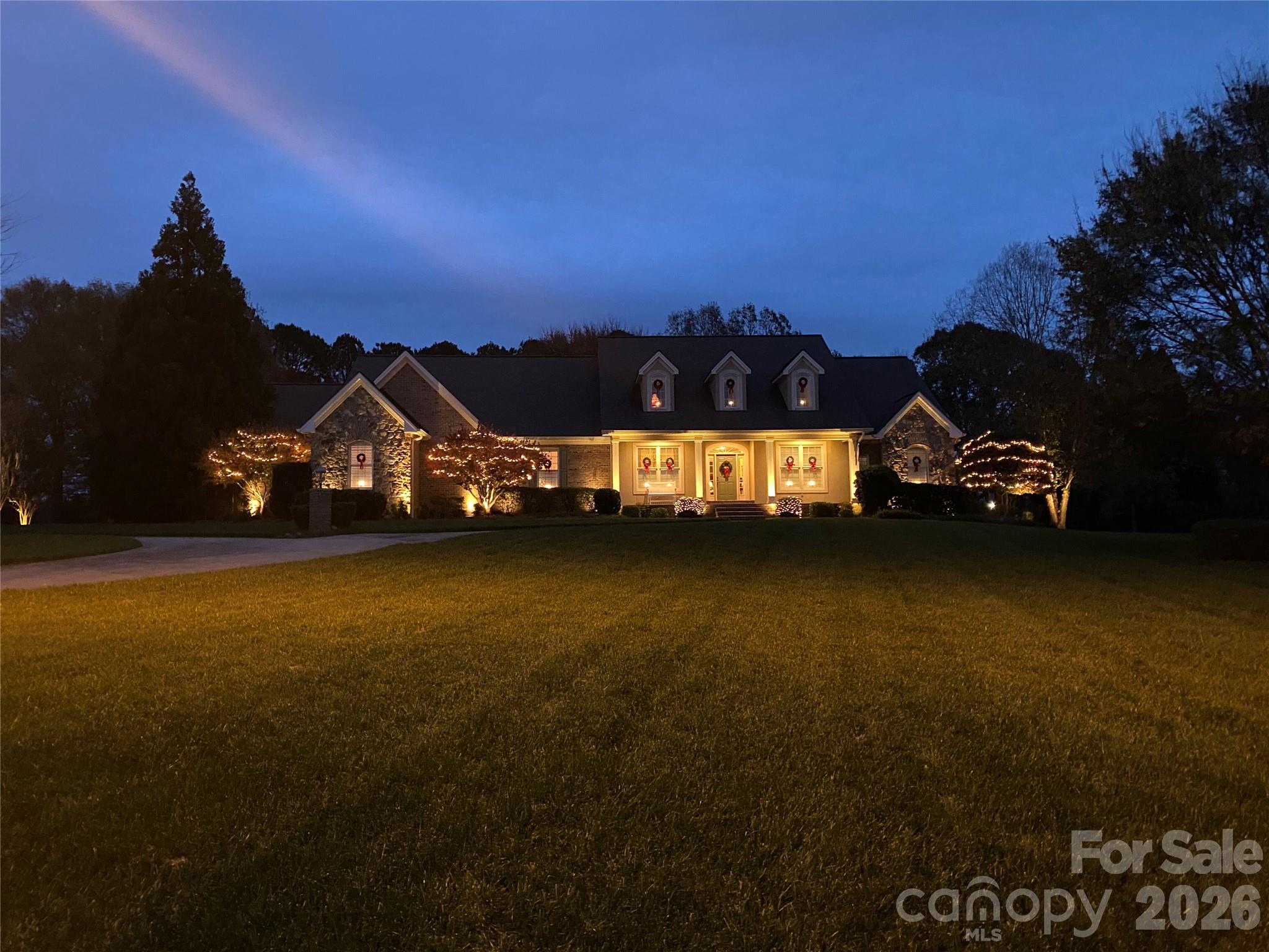 1422 Stone Gate Drive Property Photo 48