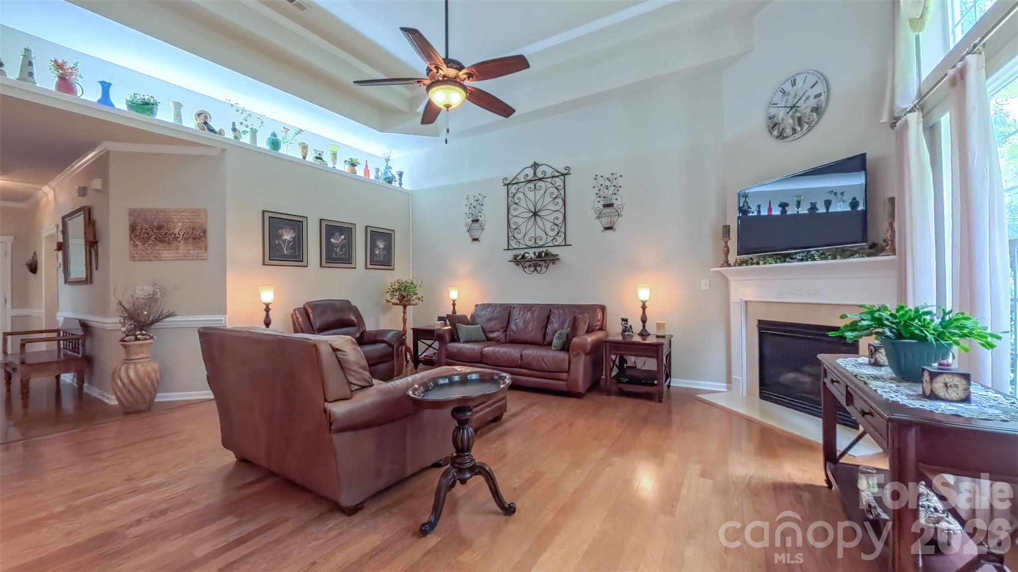 6855 Colonial Garden Drive Property Photo 13