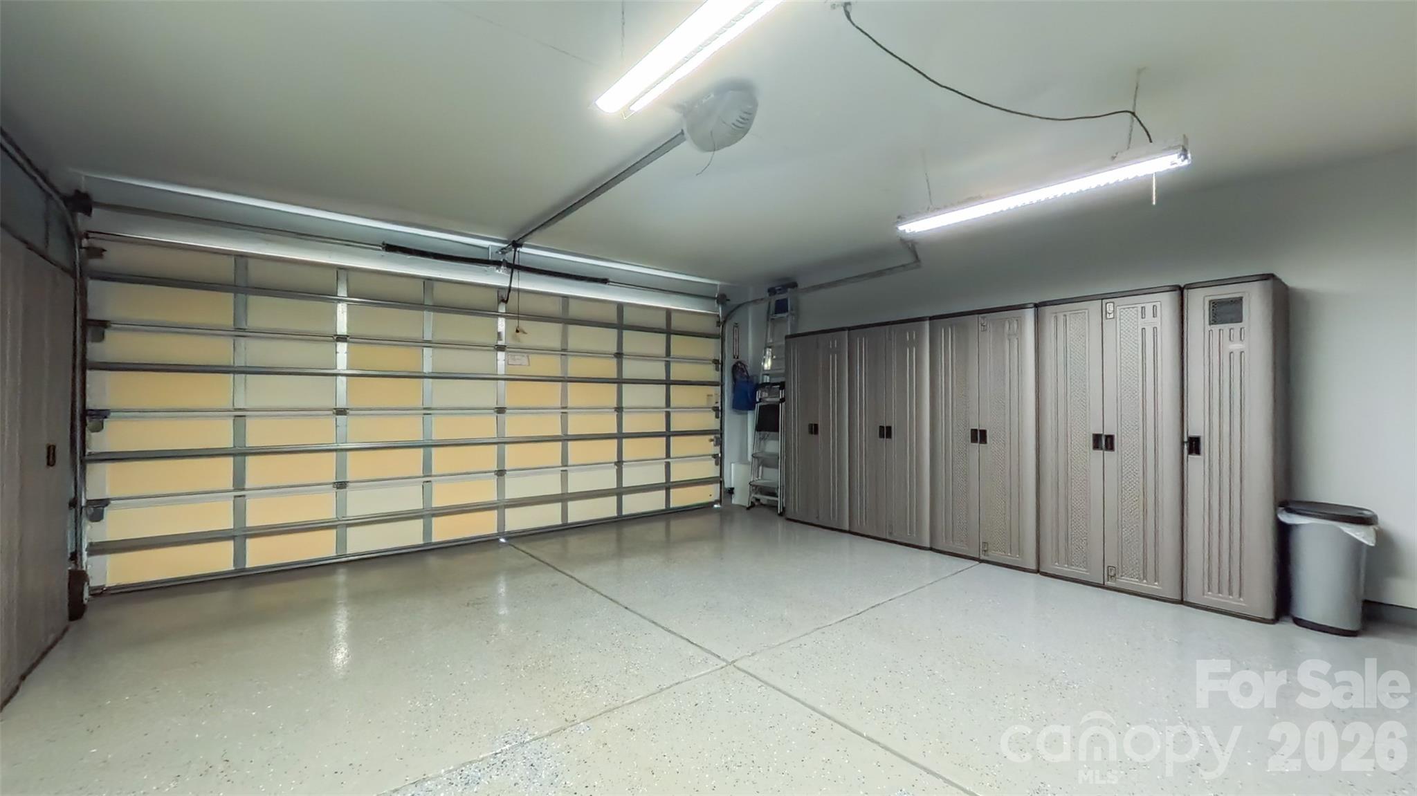 6855 Colonial Garden Drive Property Photo 32