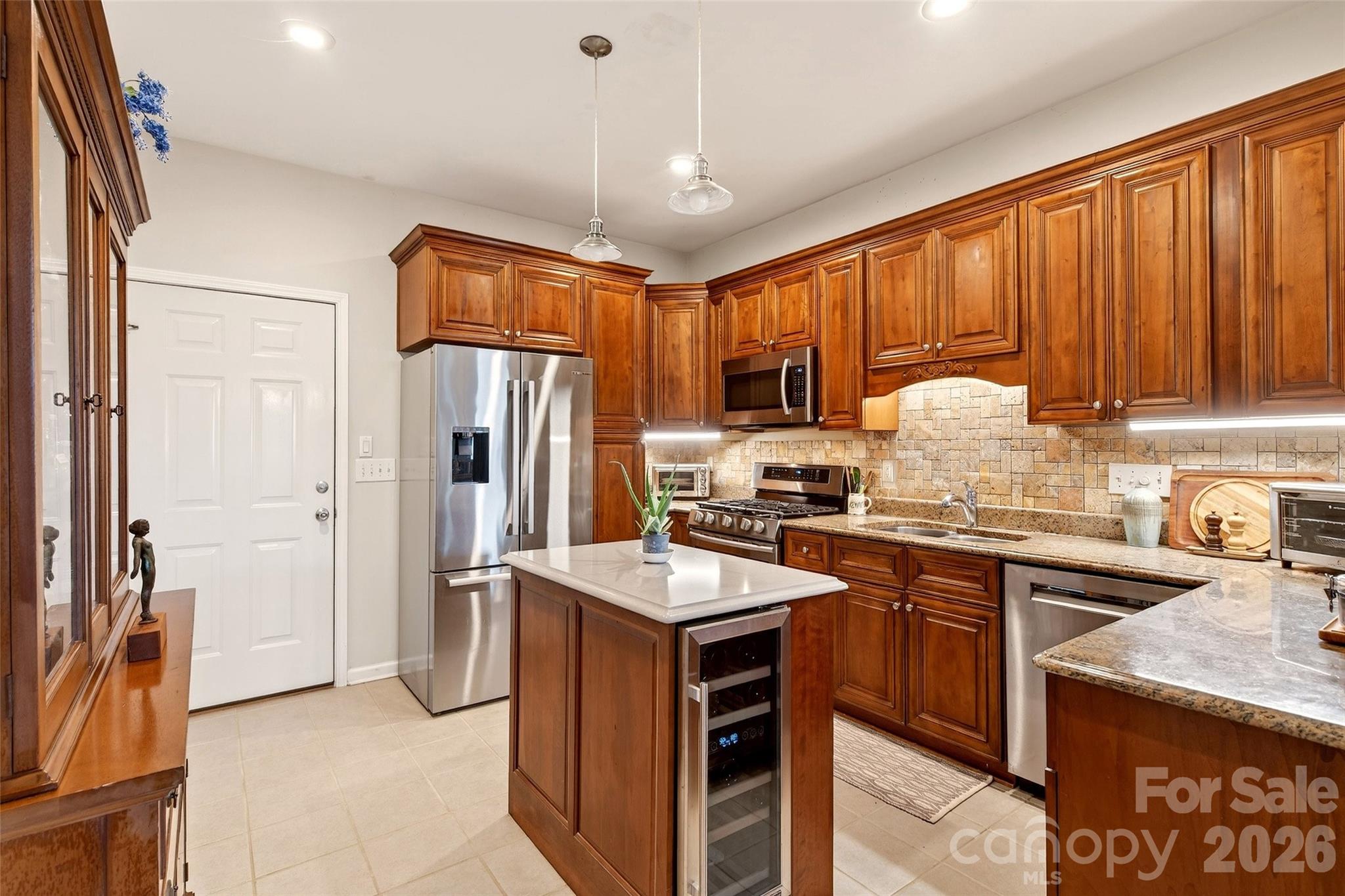 182 Baby Fox Drive Property Photo 13