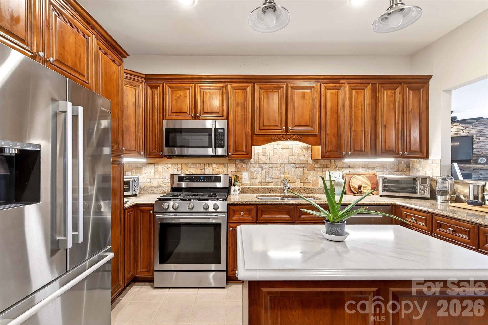182 Baby Fox Drive Property Photo 14