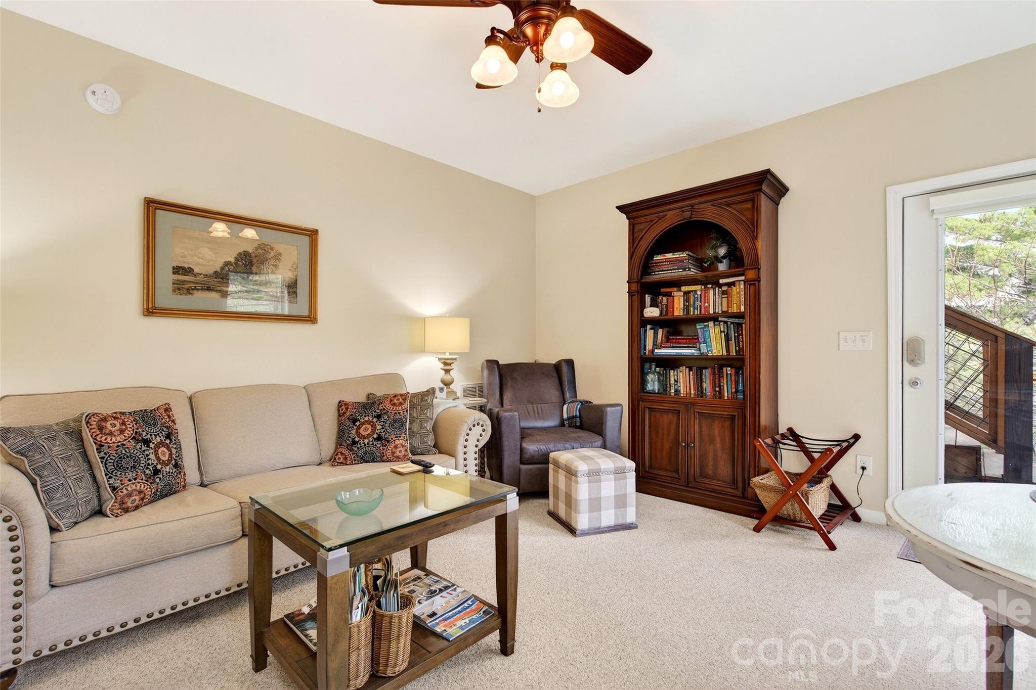 182 Baby Fox Drive Property Photo 31