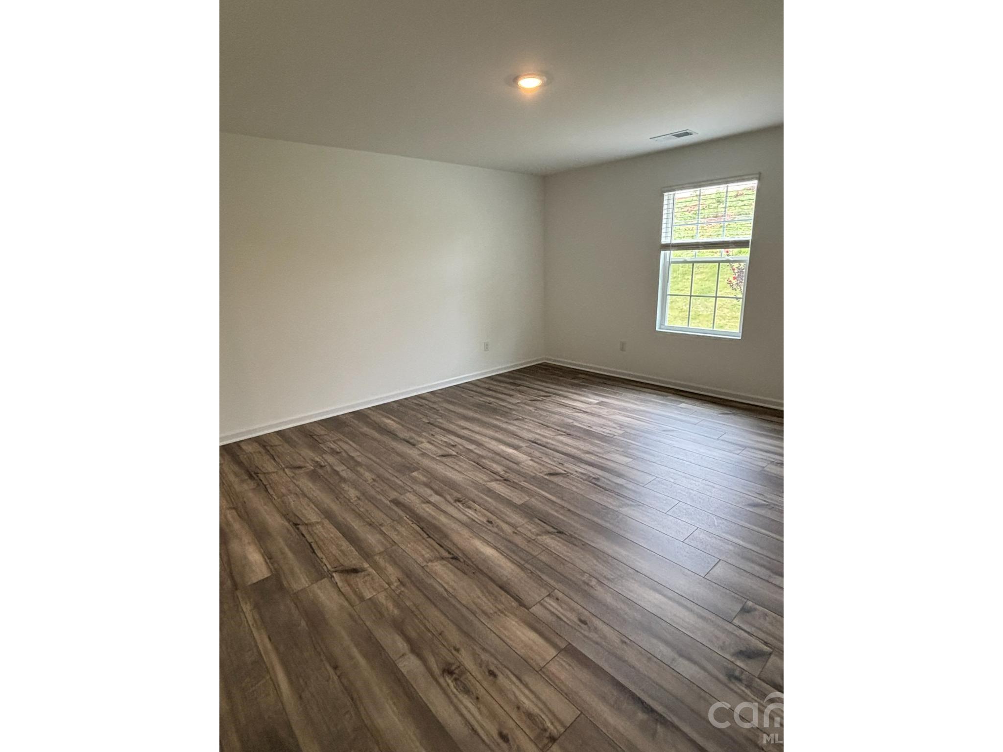 135 Spotted Way Property Photo 6