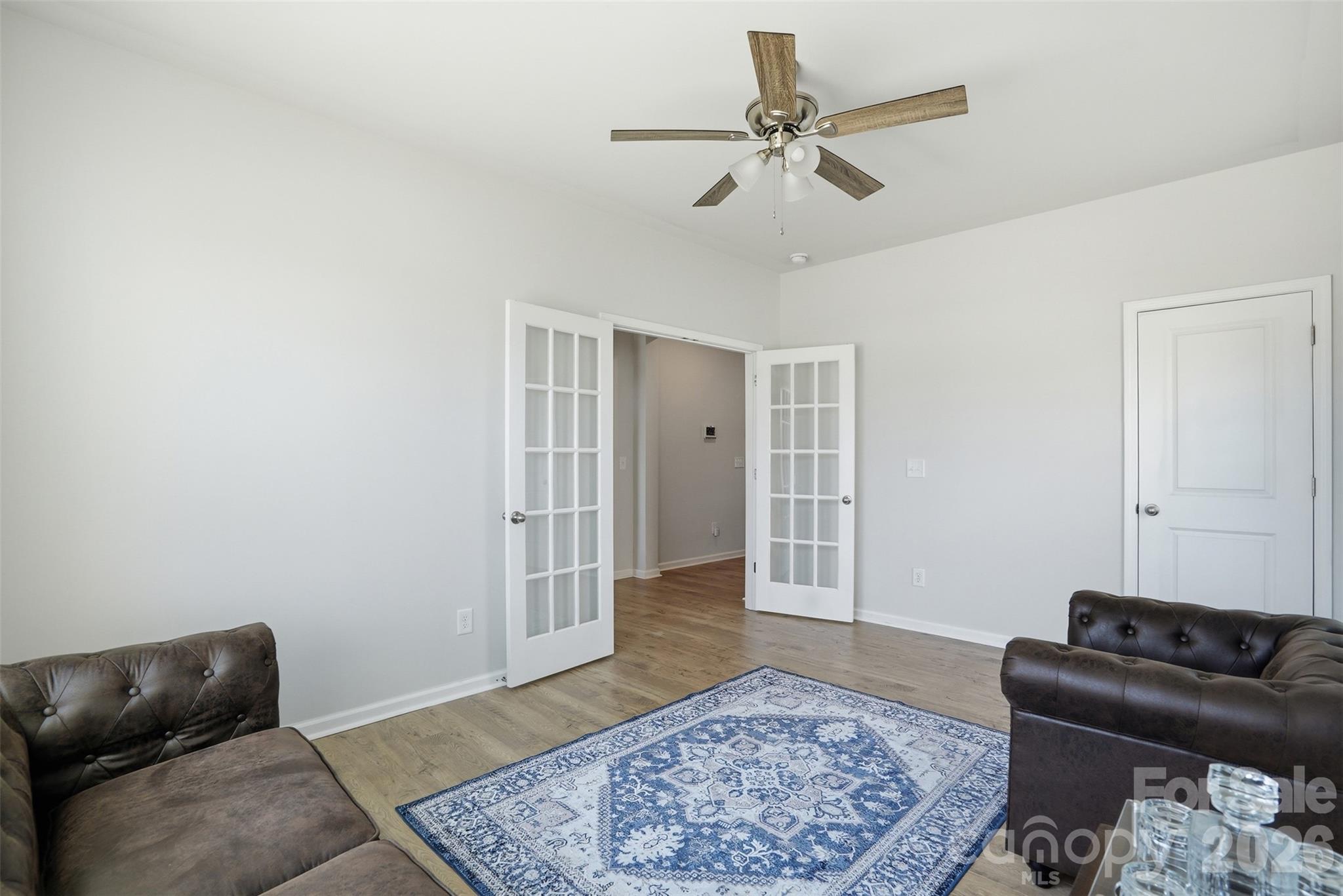 5043 Baileys Run Drive Property Photo 12